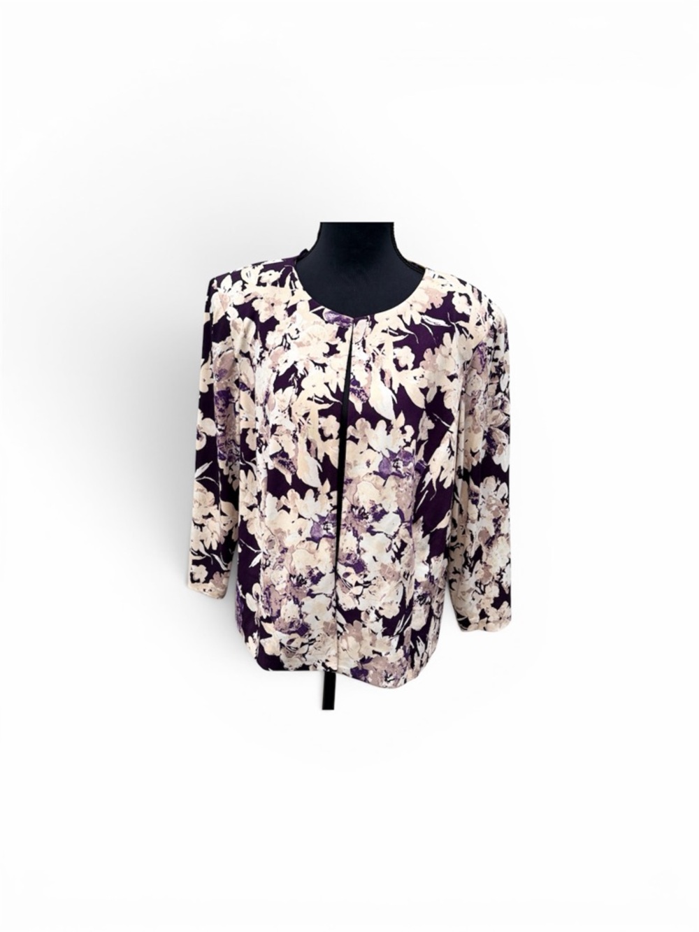 Jessica Howard Floral Crewneck Blouse in Cream and Purple - Women’s Top